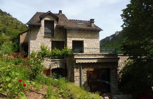 Sainte-Enimie Apartment | Le Vignot apartment in Sainte Enimie in the heart of the Tarn gorges