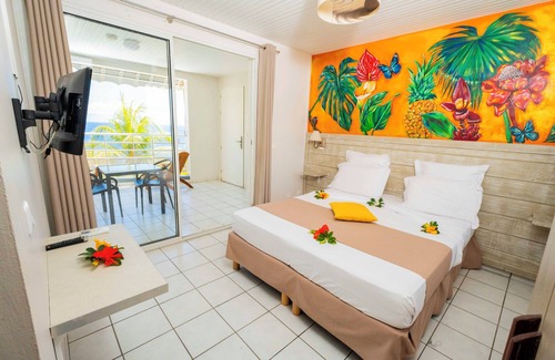 Le Precheur Hotel | Le Village Pomme Cannelle