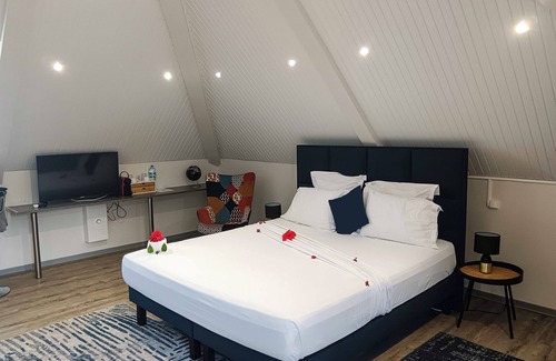 Le Precheur Hotel | Le Village Pomme Cannelle