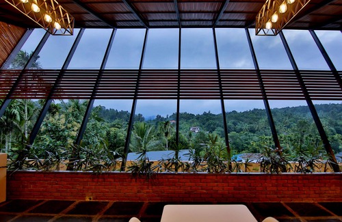 Sulthan Bathery Apartment | Le Villagio Resort & Domes