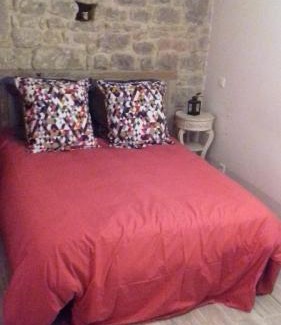 Yvetot-Bocage Bed & Breakfast | Le vitrail CHAMBRE Équipée sans service repas