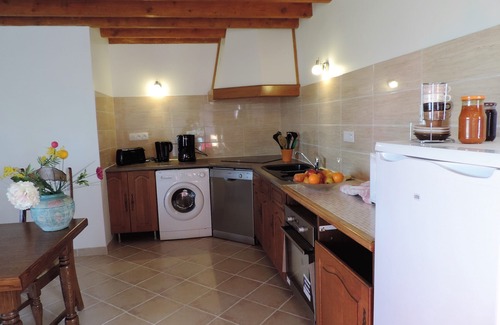 Eletot Cottage | LE VIVIER NORMAND. 2-star gîte with "Fishing Accommodation" label. Comfort and calm