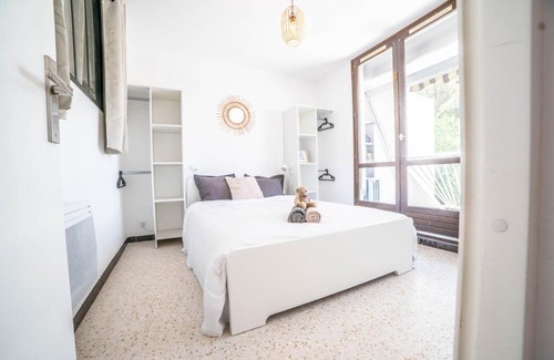 La Petite Motte Apartment | LE WHITE - CLIM PARKING WIFI 5min PLAGE NEUF 6MAX -TOP PROS SERVICESConciergerie