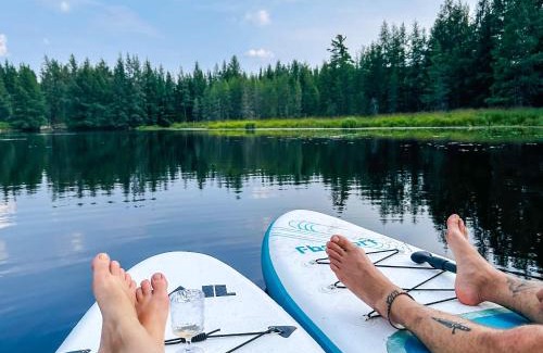 Ste-Lucie-des-Laurentides Ski Chalet | Le Willow Exitchalets Lake, Billard & Spa