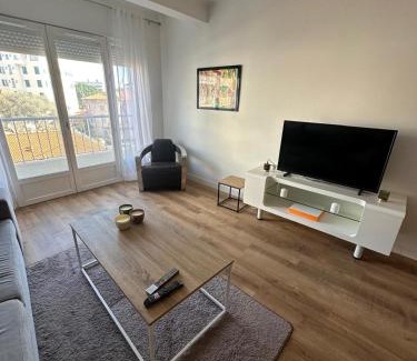 Juan-les-Pins Apartment | Le Wilson Palace