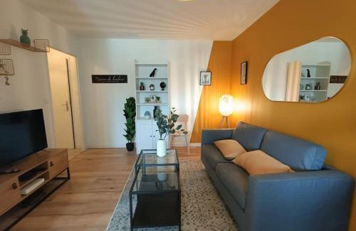 Saint-Serge Apartment | Le Yellow Corner - Place Ney