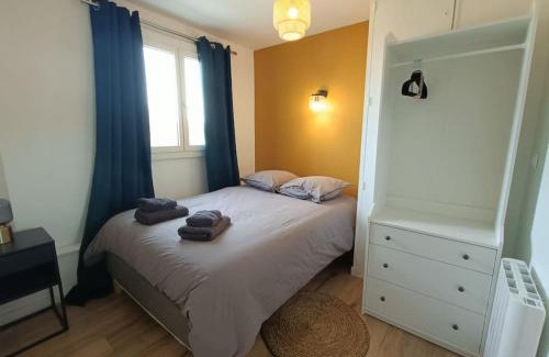 Saint-Serge Apartment | Le Yellow Corner - Place Ney