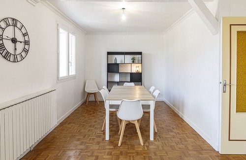 Laval House | Le Yellow - Maison 3 chambres - Laval