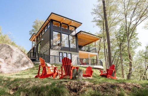 Les Pays-d'en-Haut Regional County Municipality Ski Chalet | Le Zen Belvédère