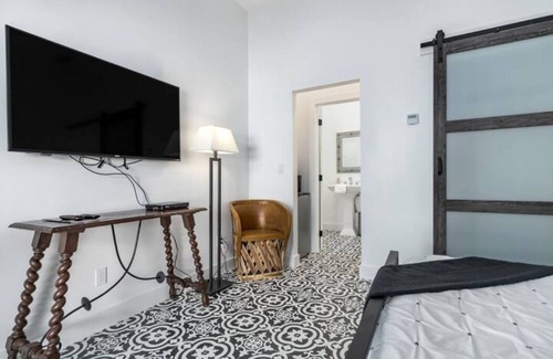 Mason Apartment | Lea Lou Lodge #2 on the Square
