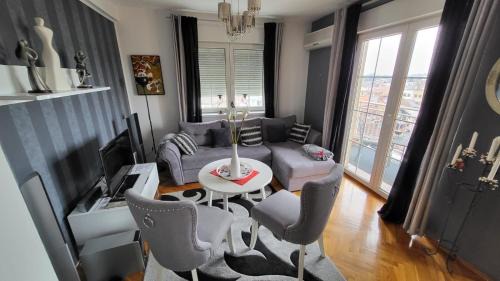 Cacak Apartment | LEA-Lux Apartment