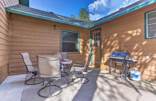 Lead House | Lead Cabin about 9 Mi to Deadwood Hot Tub and Patio!