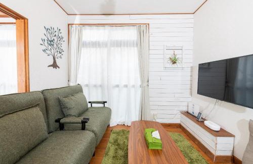 Koshigoe Apartment | Leaf