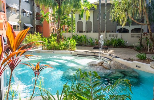 Westcourt Apartment | Leaf Luxe - 9 Pools BBQ Gym
