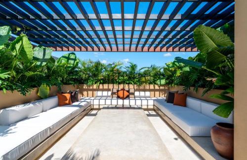 Berawa Villa | Leaf Villas - brand new tri-level villas - 500m to beach and Finns