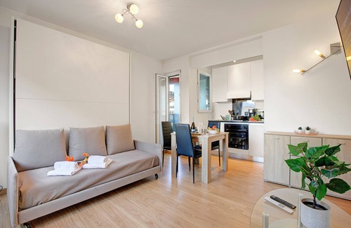 Pregassona Apartment | Lean Home
