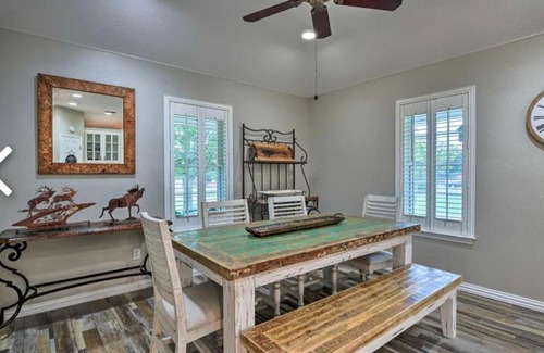 Granbury House | Leaping Toad Ranch