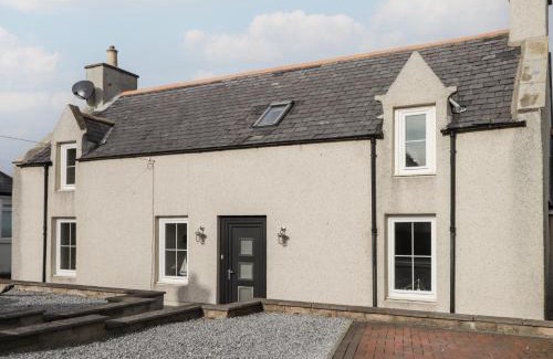 Buckie House | Learig
