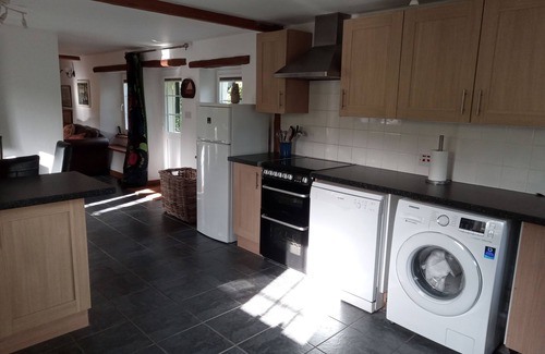 Lifton House | Leat Cottage, Lifton - a perfect Devon escape