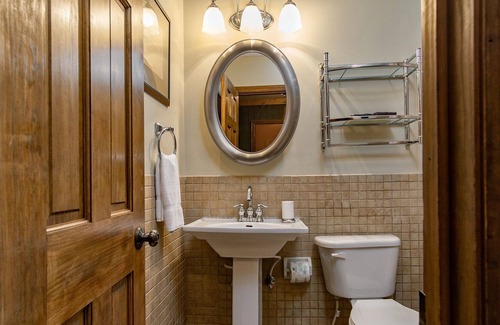 South Mountain Condo | LeatherBark 105B - Family Mountain Retreat 3 Br Condo