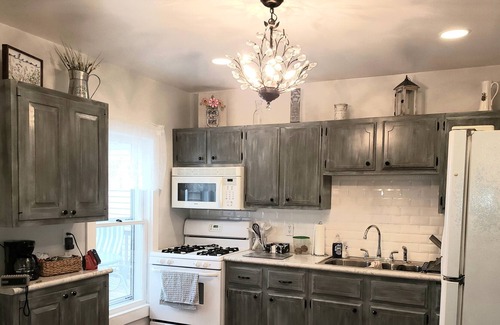 Le Claire House | LeClaire Iowa