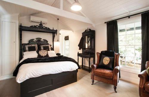 Olinda House | Leddicott Cottage