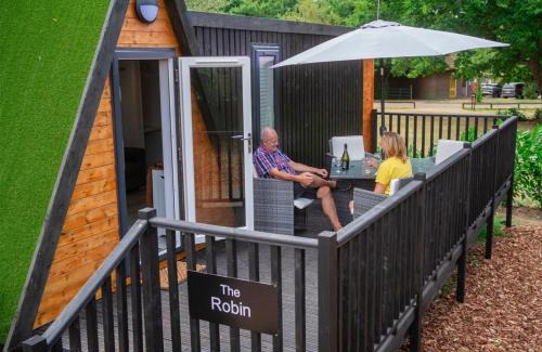 Bumble's Green Resort | Lee Valley Sewardstone