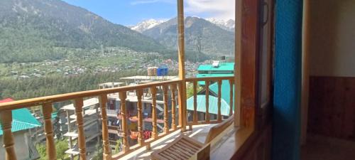 Aleo House | Leela Home - Full Mountain View