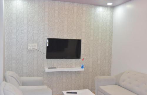 Indore Apartment | Leela Homestay Indore - Jasmine - One BHK luxury apartment