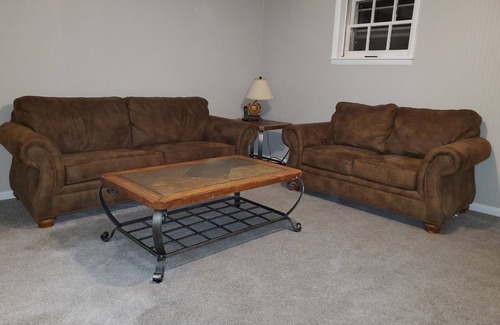 Leesburg Apartment | Leesburg-Ashburn Farm Apartment: IAD/16min; Reston/24min; Metro/10min