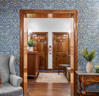 Leesburg's Old and Historic District Hotel | Leesburg Colonial Inn