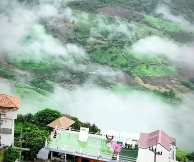 Nong Chaeng Hotel | Leesuma cafe & homestay