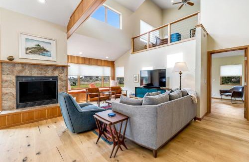 Sea Ranch House | Leeward Ocean Retreat