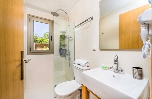 Drosia Villa | Lefki Sofita, Nice villa in Beloussi w/