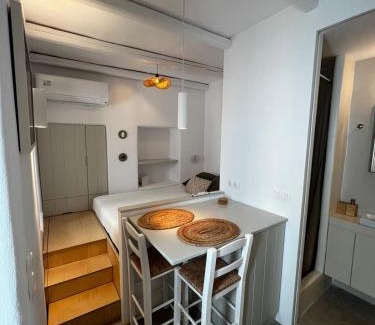 Parikia House | Lefteris Home