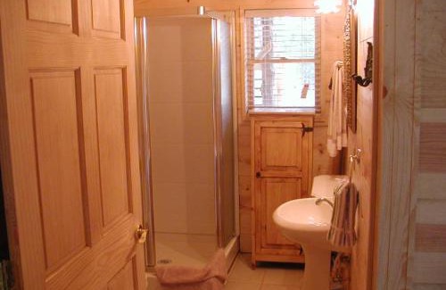 Custer Apartment | Lefty's Hideout