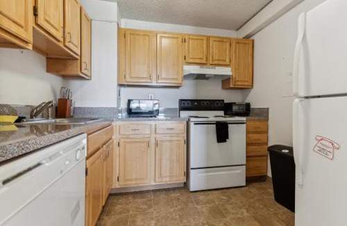 Richmond Apartment | Legacy At Imperial Village 1104 I 1 Bed 1 Bath