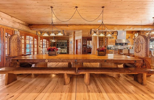 Heber Cabin | Legacy Lodge & Barn Retreat, Sleeps 42