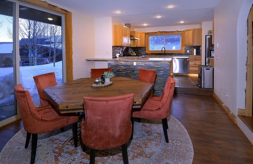 Crested Butte House | Legacy Lodge/Sprawling Lodge Home Close to the Resort, Sleeps 20/Hot Tub/Garage