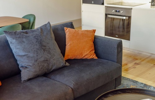 Lapa Apartment | Legacy Oporto Premium Apartment B by Vacationy