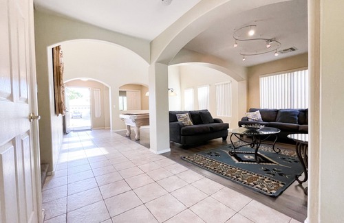 South Mountain House | Legacy & Raven Golf Courses - 5 min away