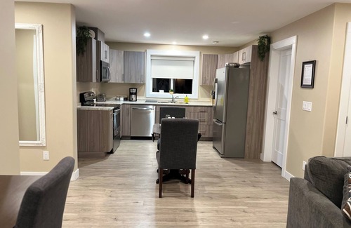 Okanagan-Similkameen House | Legal 2 bedroom suite conforms to the new 2024 Short Term Rental Regulations.