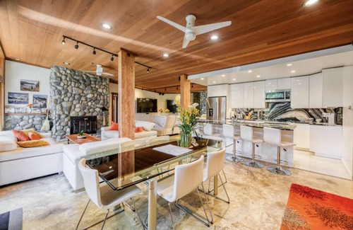 Olympic Valley House | LEGENDARY OLYMPIC VALLEY HOME: PERFECT FOR FAMILY REUNIONS AND GETAWAYS