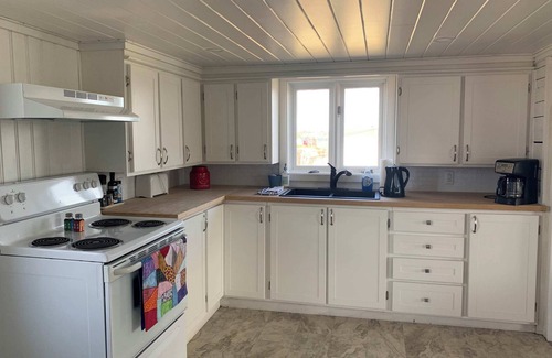 Twillingate House | Legges Hill Loft Summ