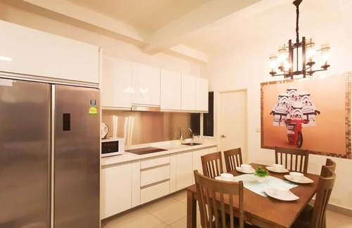 Medini Apartment | Legoland Medini (8pax) WIFI @ JB City Homestay