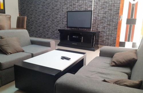 Thembisile House | Leisure 45 Guest House