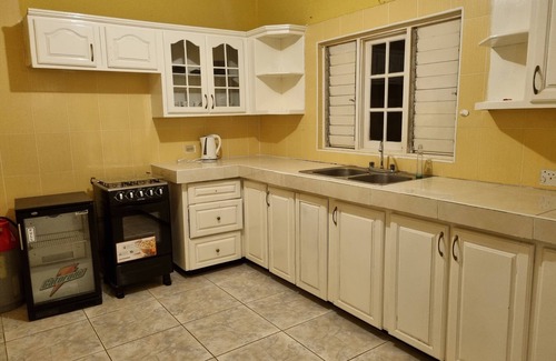 Tower Isle Apartment | Leisure Duplex At Csompo Silver Manor