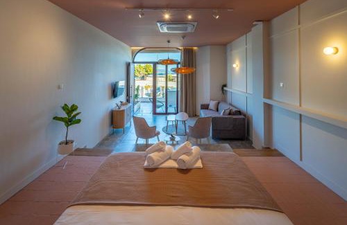 Nees Pagases House | Leisure Escape with a sea view by Salt Apartments