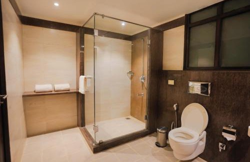 Panch Batti Hotel | Leisure Inn Grand Chanakya