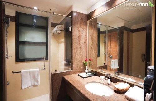 Panch Batti Hotel | Leisure Inn Grand Chanakya